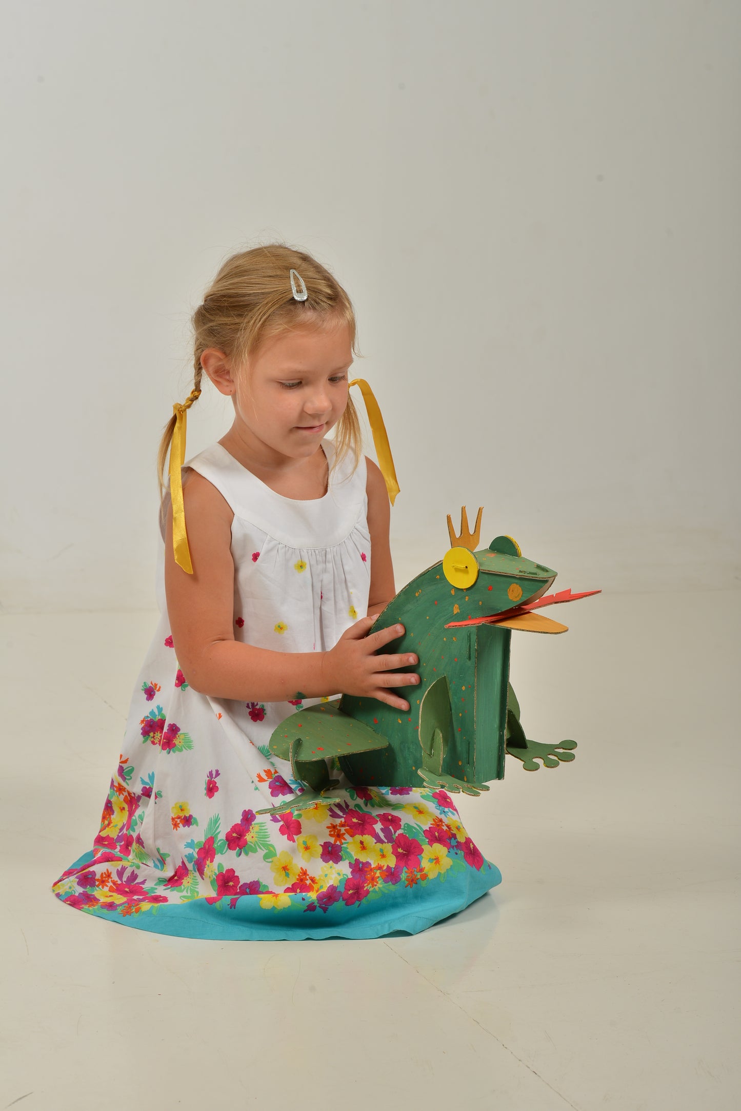 3D radoša rotaļlieta - modelis "Varde", kartona konstruktors, saliec un izkrāso pats, bērniem no 6+ gadiem